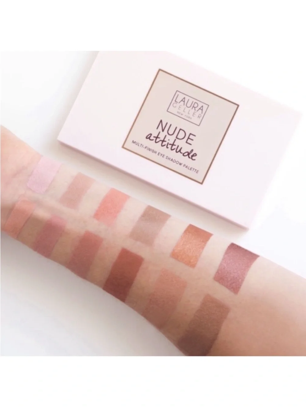 Laura Geller Nude Attitude Multi-Finish Eyeshadow Palette with 12 Eyeshadows